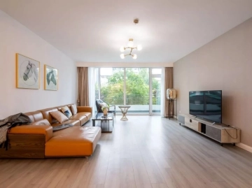 Rm 205 No 9 China Central Place