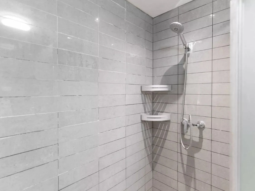 Rm 205 No 9 China Central Place(16)