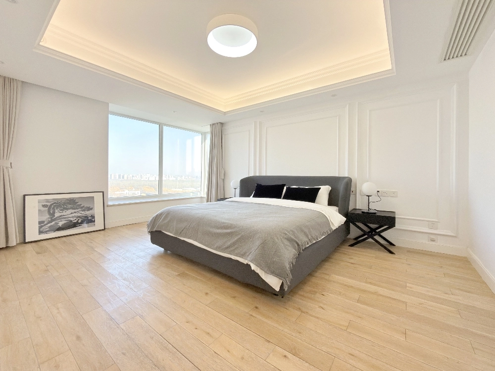 Rm 2101 No 3 Palm Springs(6)