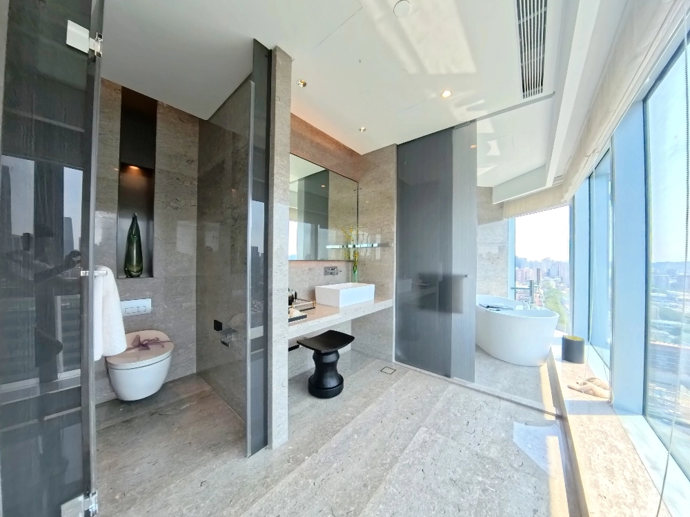 Rm 2106 Bld C Visionary Palace(7)