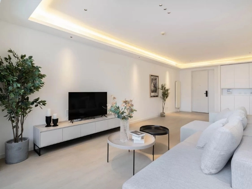 Rm 2107 No 11 Sanlitun SOHO Apt(3)