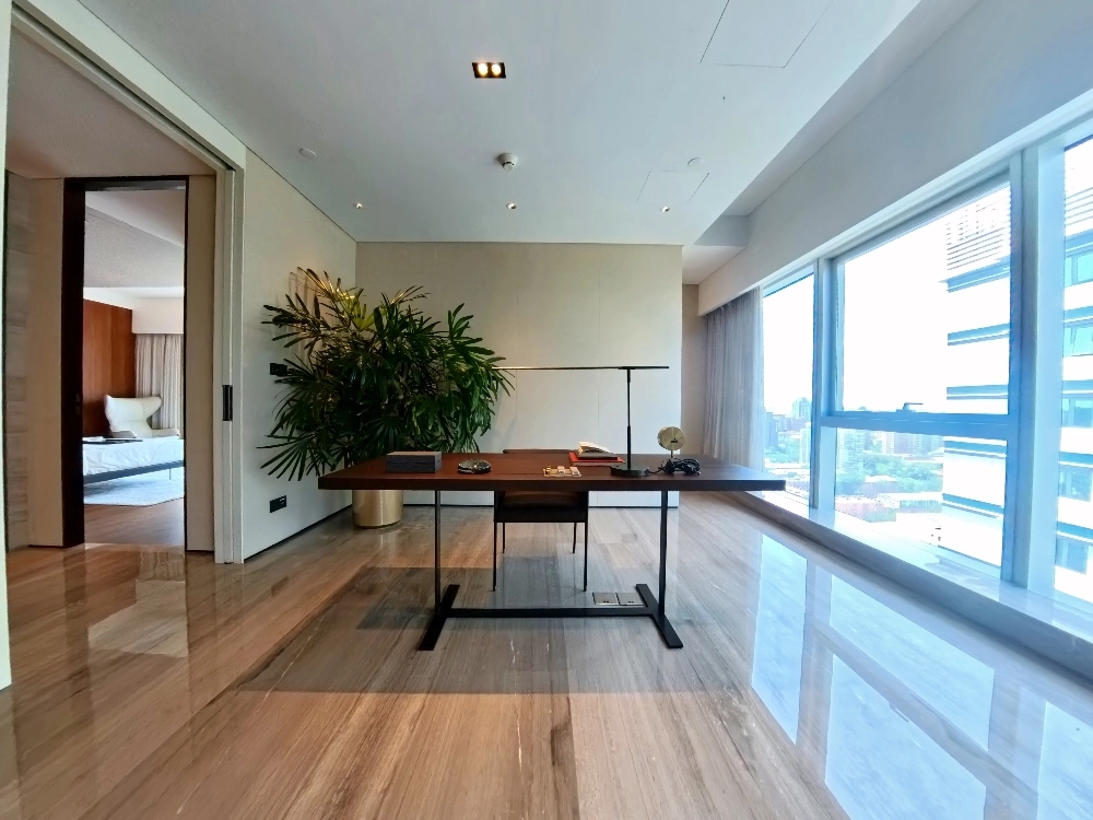 Rm 2109 Bld C Visionary Palace(6)