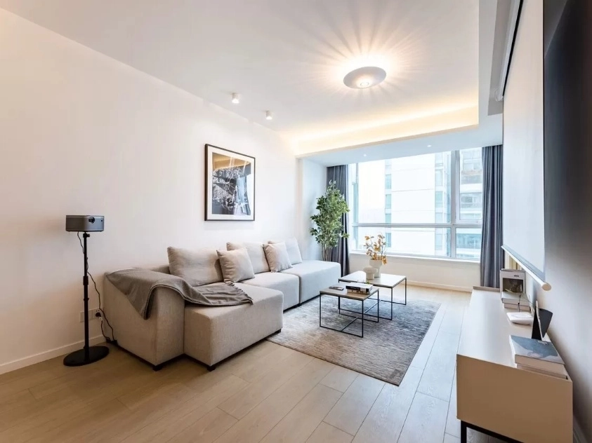 Rm 2206 No 6 China Central Place(3)