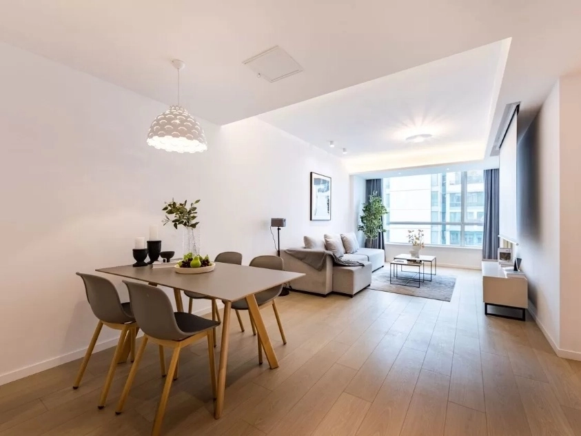 Rm 2206 No 6 China Central Place(5)