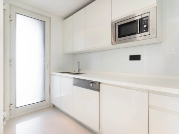 Rm 2301 No 11 Sanlitun SOHO Apt(4)