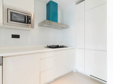 Rm 2301 No 11 Sanlitun SOHO Apt(5)
