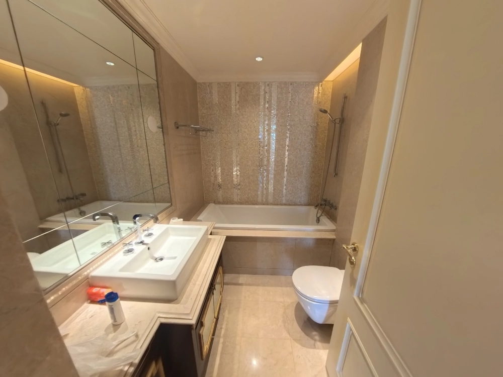 Rm 2302 Unit 6座2 No 8 Xiaoyun Road(13)