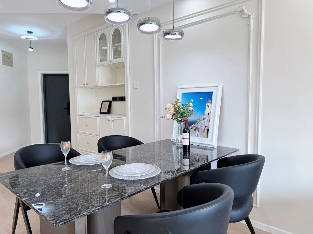 Rm 2306 Bld B Sunshine 100 Int’l Apt(4)