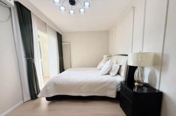 Rm 2306 Bld B Sunshine 100 Int’l Apt(9)