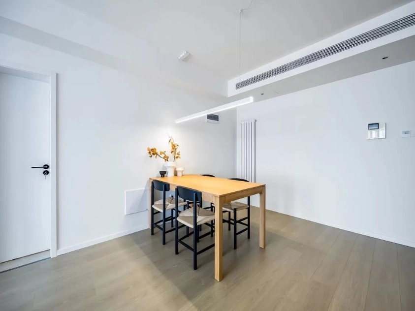 Rm 2601 Unit D No 2 Hai Run Int’l Apt(5)