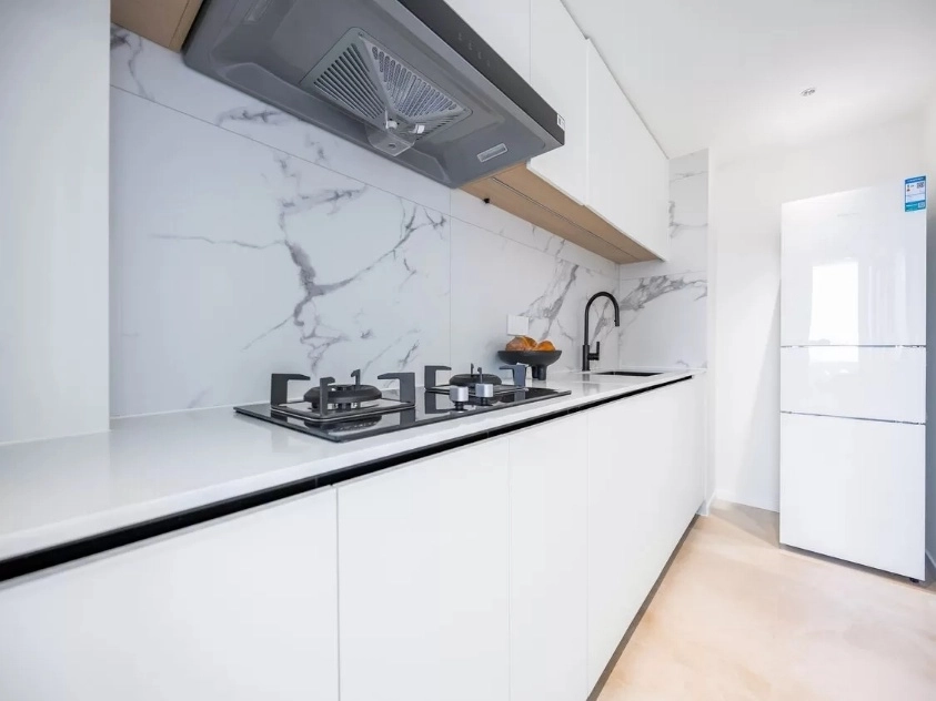 Rm 2601 Unit D No 2 Hai Run Int’l Apt(7)