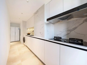 Rm 2706 No 2 Park View Int'l Apt(7)