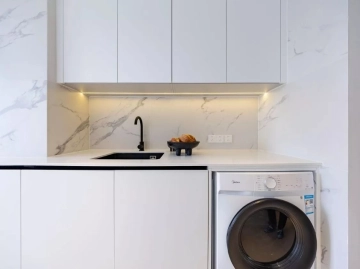 Rm 2707 No 2 Park View Int'l Apt(4)