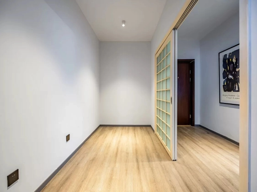 Rm 2710 Bld A Sunshine 100 Int’l Apt(11)