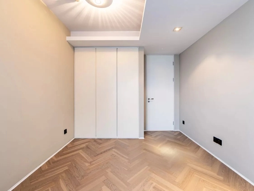 Rm 2803 No 15 Sanlitun SOHO Apt(13)
