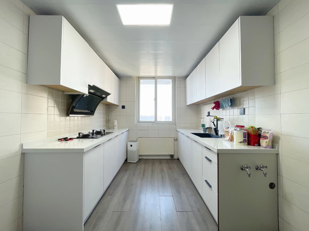 Rm 3008 Unit 2 Bld B Phoenix Town(4)