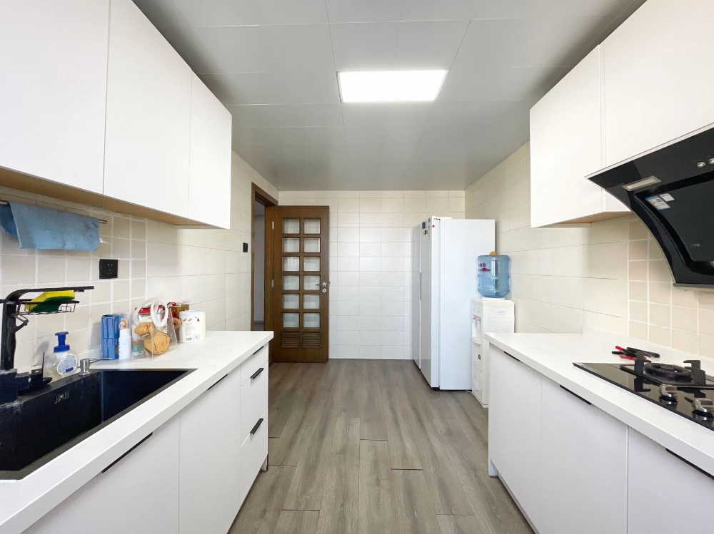 Rm 3008 Unit 2 Bld B Phoenix Town(5)