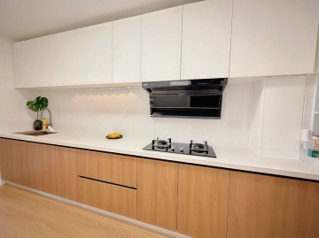 Rm 301 Bld F Blue Castle Int’l Apartment south(6)