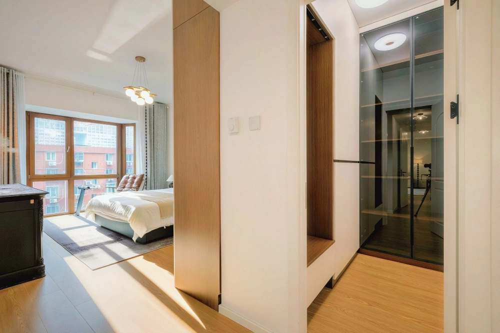 Rm 301 Bld F Blue Castle Int’l Apartment south(7)