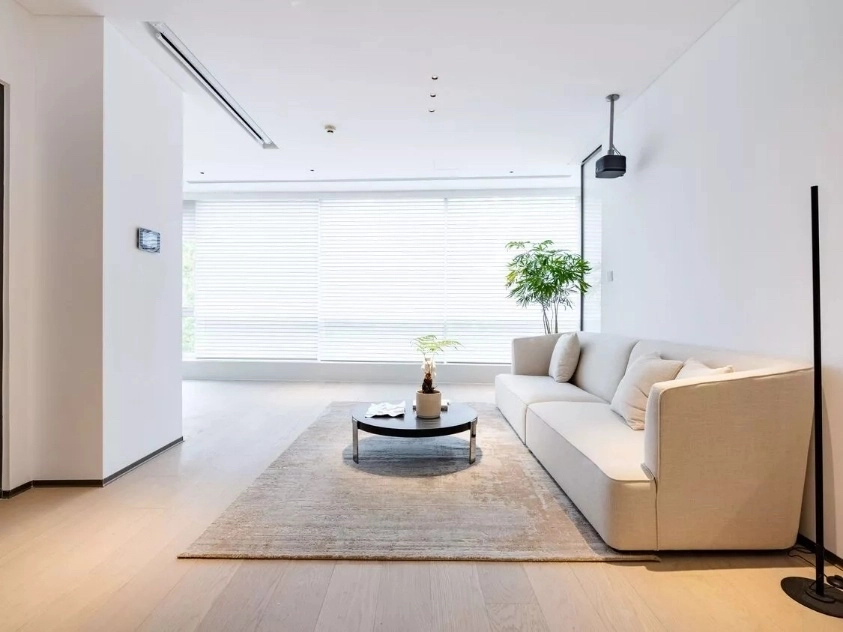 Rm 301 No 6 Central Park