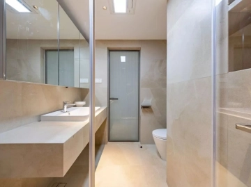 Rm 301 Unit G Chateau Regency I(14)