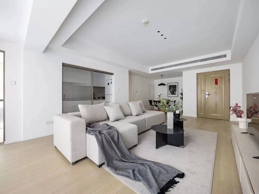 Rm 301 Unit G Chateau Regency I(2)