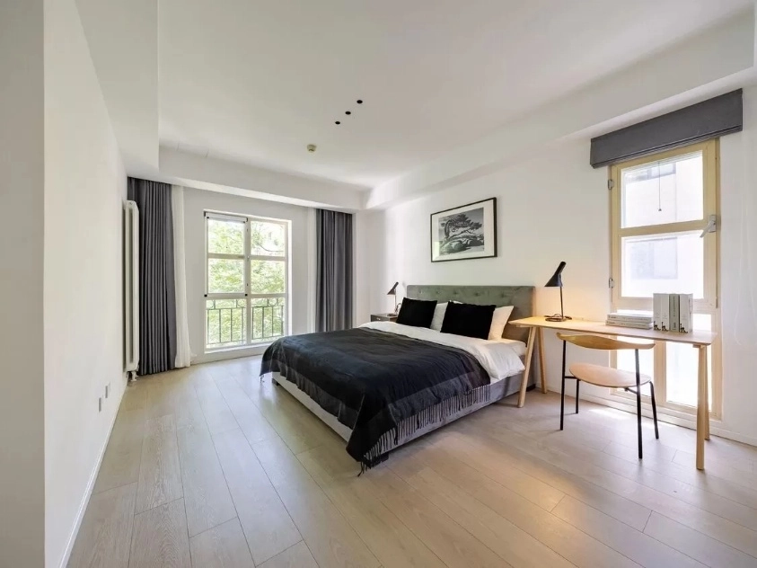 Rm 301 Unit G Chateau Regency I(6)