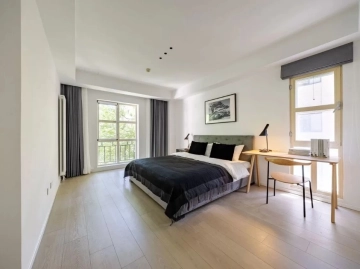 Rm 301 Unit G Chateau Regency I(6)