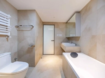 Rm 301 Unit G Chateau Regency I(10)