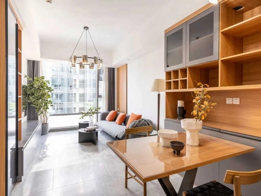 Rm 302 No D Chateau De Luze Apt(4)