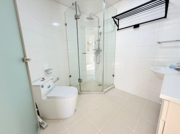 Rm 303 Bld M Blue Castle Int’l Apartment south(12)