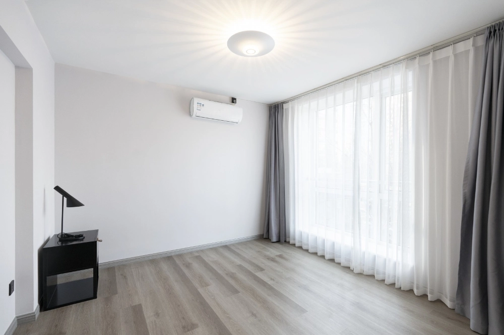 Rm 304 Bld F Ocean Express Apt(6)