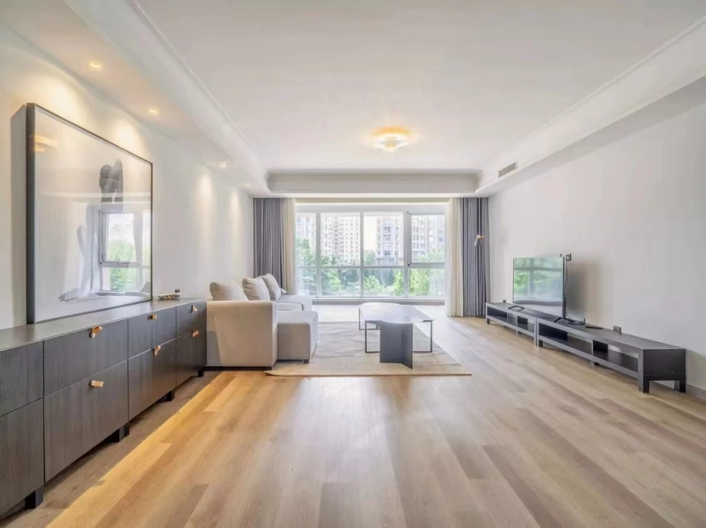 Rm 305 No 3 Palm Springs