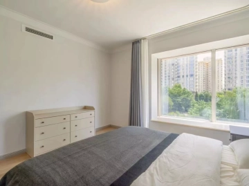 Rm 305 No 3 Palm Springs(9)