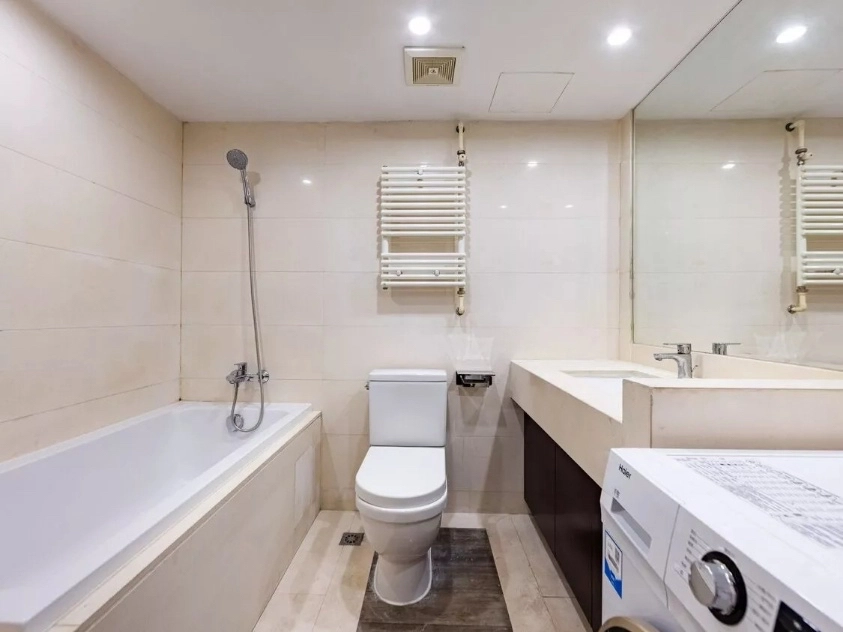 Rm 306 Bld E Ocean Express Apt(6)