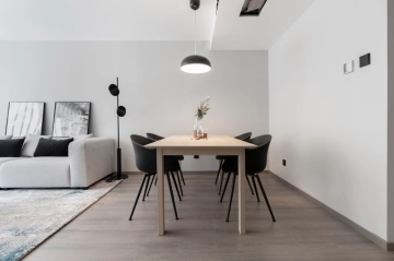 Rm 308 No 1 Park View Int'l Apt(5)