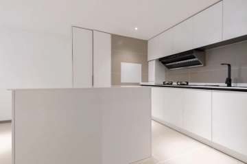 Rm 308 No 1 Park View Int'l Apt(7)