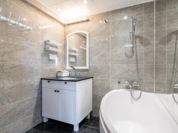 Rm 413 Bld D Ocean Express Apt(11)