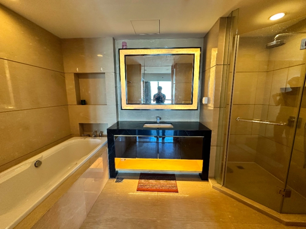 Rm 4806 Fortune Heights(11)