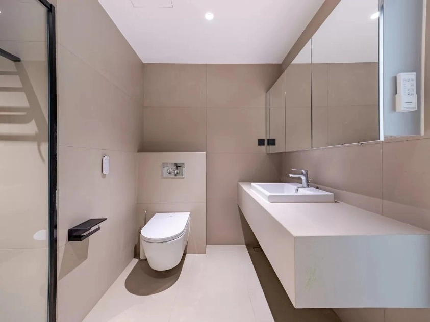 Rm 501 Unit 3 No 25 The Riverside East(20)