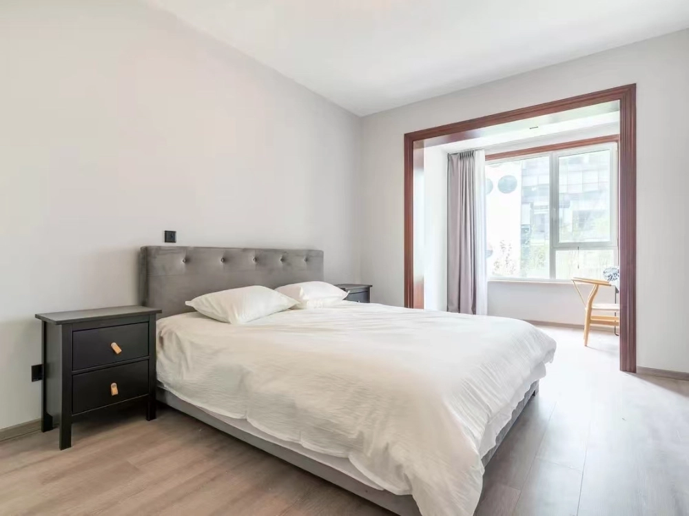 Rm 505 Bld A Yi He Int'l Center Apt(13)