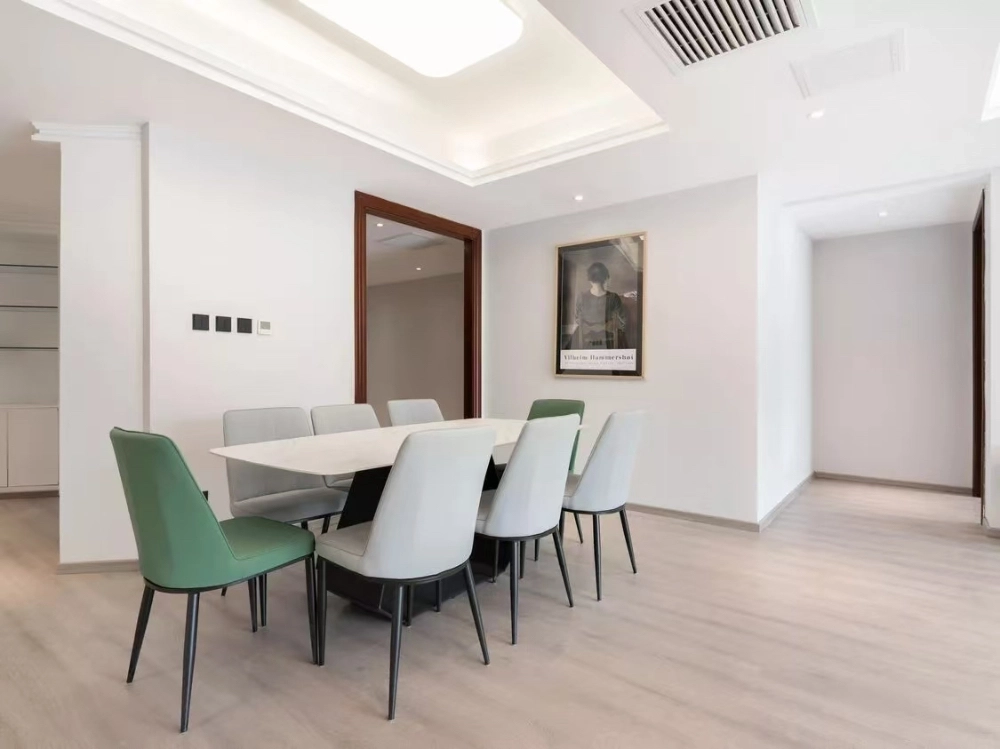 Rm 505 Bld A Yi He Int'l Center Apt(5)