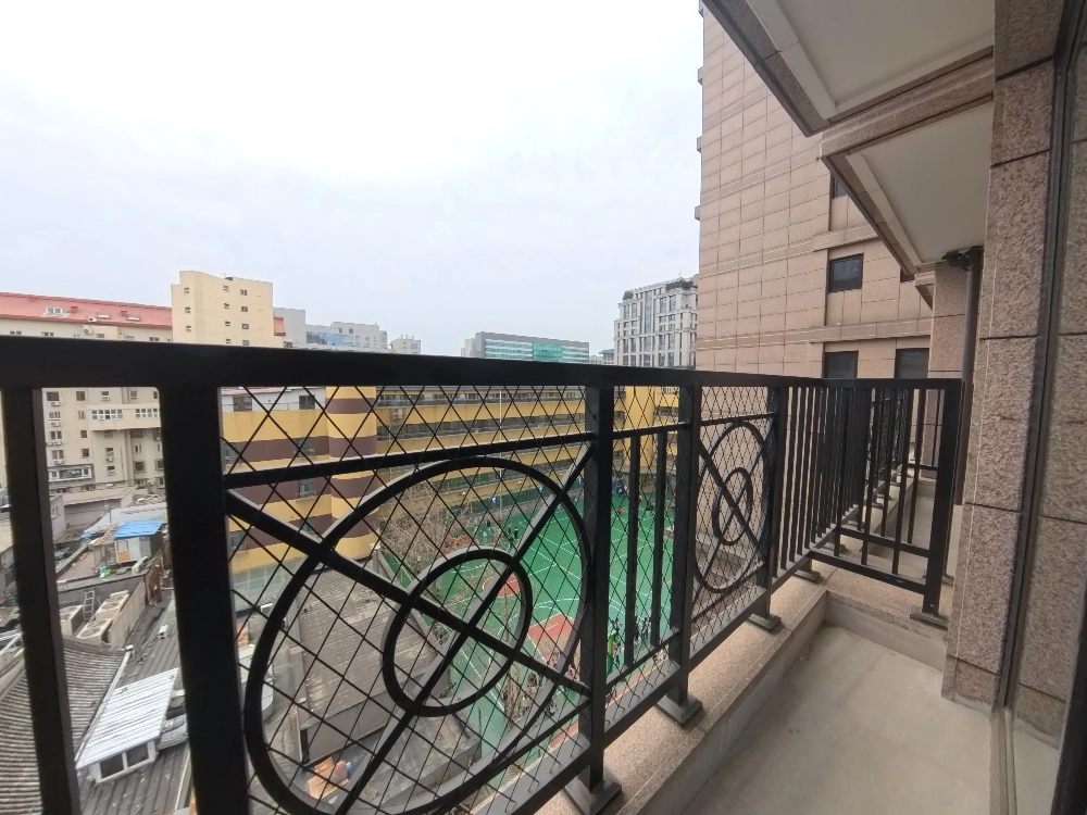 Rm 511 Lee Garden(3)