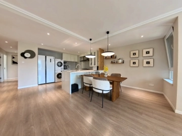 Rm 602 Unit 1 Bld A Phoenix Town(2)