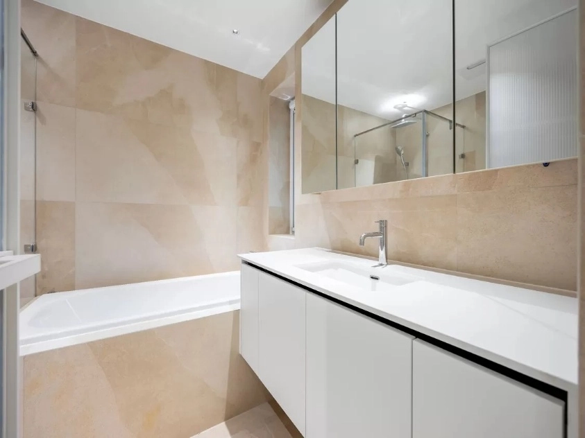 Rm 603 Unit 1 No 10 GreenLake Place North(11)