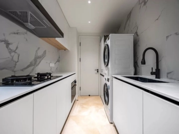 Rm 603 Unit 1 No 10 GreenLake Place North(7)