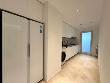 Rm 606 No 11 Sanlitun SOHO Apt(6)