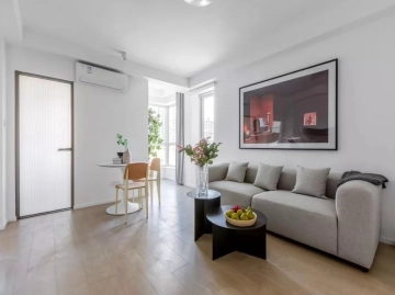 Rm 701 No 3 Wanda Plaza Apartment
