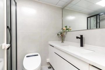 Rm 702 Bld B Sunshine 100 Int’l Apt(6)