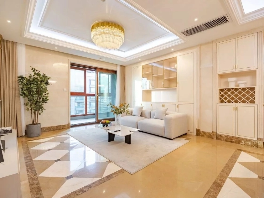 Rm 702 Unit 2 No 3 The Riverside East